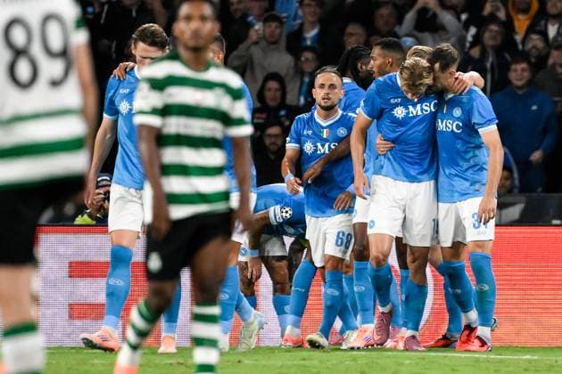 Rasmus Hojlund of SSC Napoli celebrates with team mates after scoring the goal of 1-0 during the UEFA Champions League 2025 2026 football match between SSC Napoli and Sporting CP at Diego Armando Maradona stadium in Naples (Italy), October 1, 2025. andreaxstaccioli