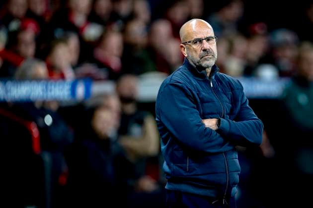 PSV Eindhoven trainer Peter Bosz during the match Bayer 04 Leverkusen vs PSV Eindhoven at the Bay Arena for the Champions League - League phase - Matchday 2 season 2025-2026 in LEVERKUSEN, Germany on 20 september 2025, (photo by Marcel van Dorst EYE4images DeFodi Images) PSV Eindhoven trainer Peter Bosz during the match Bayer 04 Leverkusen vs PSV Eindhoven at the Bay Arena for the Champions League League phase Matchday 2 season 2025 2026 in LEVERKUSEN, Germany on 20 september 2025, photo by Marcel van Dorst EYE4images DeFodi Images