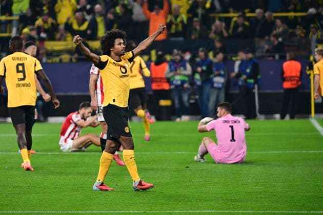 Torjubel zum 2:0 durch Carney Chukwuemeka 17 (Borussia Dortmund), Borussia Dortmund vs. Athletic Club de Bilbao , Fussball, Champions League, Gruppenphase, Matchday 2, 01.10.2025 Dortmund Nordrhein-Westfalen Deutschland
