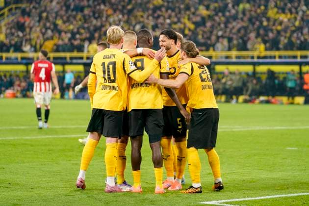 Serhou Guirassy (Borussia Dortmund) celebrates after scoring his team s third goal with teammates during the UEFA Champions League 2025 26 League Phase MD2 match between Borussia Dortmund and Athletic Club at BVB Stadion Dortmund on October 1, 2025 in Dortmund, Germany. (Photo by Alex Gottschalk DeFodi Images) Serhou Guirassy Borussia Dortmund celebrates after scoring his team s third goal with teammates during the UEFA Champions League 2025 26 League Phase MD2 match between Borussia Dortmund and Athletic Club at BVB Stadion Dortmund on October 1, 2025 in Dortmund, Germany Photo by Alex Gottschalk DeFodi Images