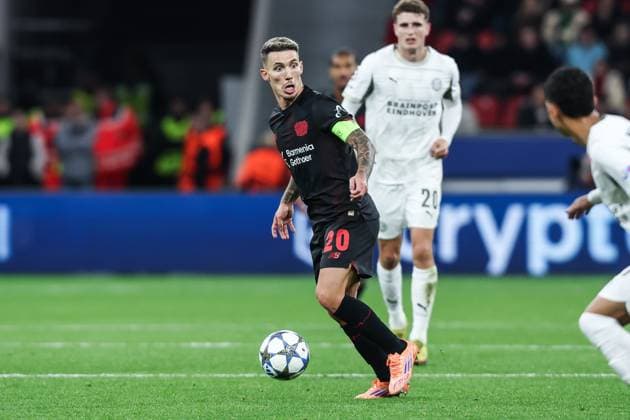Fussball, UEFA Champions League Saison 2025 2026 Ligaphase - 2. Spieltag Bayer 04 Leverkusen - PSV Eindhoven 01.10.2025, BayArena Alejandro Grimaldo (Bayer 04 Leverkusen, 20) Leverkusen BayArena Nordrhein-Westfalen Deutschland