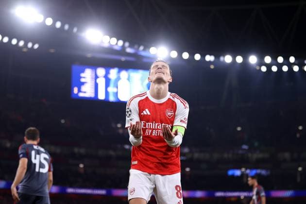 Arsenal v Olympiacos 01 October 2025, London - UEFA Champions League - Arsenal v Olympiacos - Martin Odegaard of Arsenal reacts after missing a chance - Photo: Jacques Feeney Offside. London UK Copyright: xJacquesxFeeneyx xOffsidexOffside