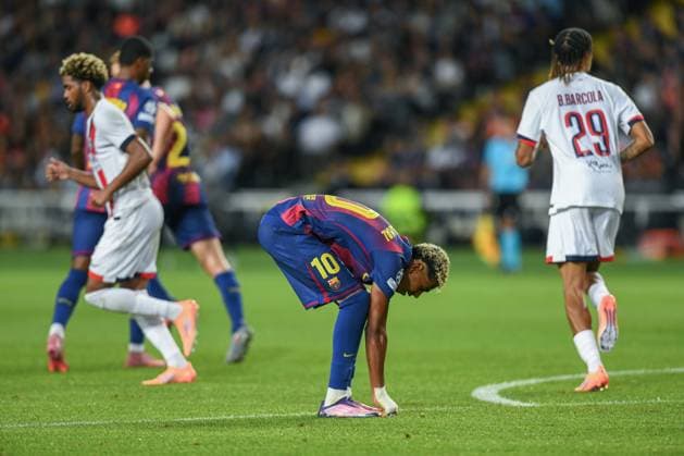 FC Barcelona, Barca v PARIS SAINT-GERMAIN OLIMPIC STADIUM LLUIS COMPANYS. MONTJUIC,BARCELONA. October 1,2025 FC BARCELONA vs PARIS SAINT-GERMAIN October 1,2025 Lamine Yamal (10) of FC Barcelona reacts during the soccer match corresponding to the second match of the group stage of the UEFA Champions League between FC Barcelona and Paris Saint-Germain at Olimpic Stadium Lluis Companys of MontjuÃ¯c in Barcelona, Spain. Barcelona ESP Copyright: xS.xRosx