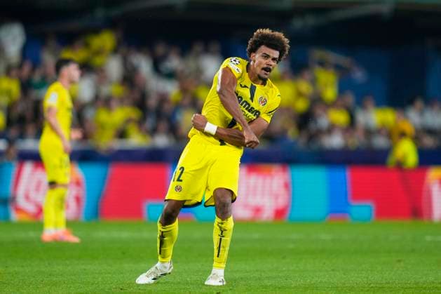 ESP: FC Barcelona, Barca v Paris Saint Germain. UEFA Champions League. Matchday 2. Renato Veiga of Villarreal CF during the UEFA Champions League match, between Villarreal CF and Juventus FC, Matchday 2, La Ceramica Stadium on October 1, 2025 in Villarreal, Spain. kpng Copyright: xSergioxRuizx xImagox PS_251001_VIL_JUV_2526_568
