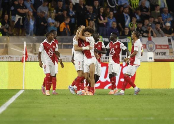CALCIO - UEFA Champions League - AS Monaco vs Manchester City Eric Dier of AS Monaco celebrating with team mates after a goal during the Uefa Champions League 2025-2026 season, football match between AS Monaco and Manchester City FC on 01 October 2025, at Stade Louis II, Monaco, France. Photo Nderim Kaceli Monaco  Copyright: xIPAxSport ABACAx