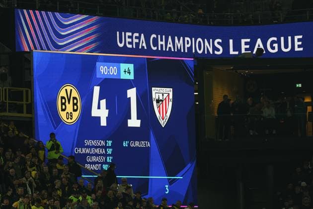 UEFA Champions League - Borussia Dortmund - Athletic Bilbao am 01.10.2025 im Signal Iduna Park in Dortmund Anzeigetafel Videoleinwand mit dem offiziellem Endergebnis