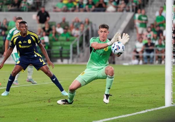 October 1, 2025, Austin, Texas, USA: Nashville SC goalkeeper BRIAN SCHWAKE (99) makes a save during the Lamar Hunt US Open Cup Final between Austin FC and Nashville SC, on October 1, 2025, in Austin, Texas. Austin USA - ZUMAc201 20251001_zap_c201_013 Copyright: xScottxColemanx