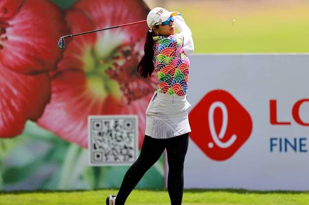 October 1, 2025 - Pornanong Phatlum tees off during the first round of the 2025 LOTTE Championship Presented By Hoakalei at Hoakalei Country Club in Ewa Beach, HI - CSM Ewa Beach USA - ZUMAc04_ 20251001_zma_c04_261 Copyright: xAndrewxLeex