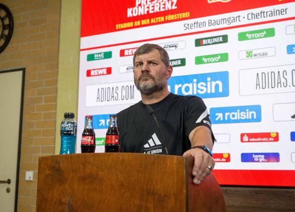 Fußball, Herren, Saison 2025 2026, 1. Bundesliga, 1. FC Union Berlin, Trainer Steffen Baumgart (1. FC Union Berlin), 02.10. 2025, Copyright: xMatthiasxKochx