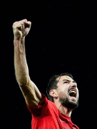 251002 Fredrik Pallesen Knudsen of Brann celebrates after 1-0 during the UEFA Europa League football match between Brann and Utrecht on October 2, 2025 in Bergen. Photo: Vegard Grott BILDBYRAN kod VG VG0816 bbeng fotboll football soccer fotball uefa europa league europa league skb brann utrechtbbauto jubel Copyright: VEGARDxGRoTT BB251002VG017