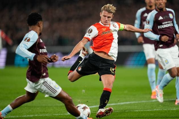 ROTTERDAM, 02-10-2025, Stadium de Kuip , season 2025 2026 , Europa League football . Match between Feyenoord and Aston Villa , Picture shows Feyenoord player Sem Steijn Feyenoord - Aston Villa  x31325052x Copyright: