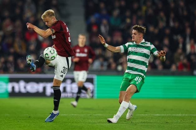 UEFA Europa Conference League Group Phase, Tallaght Stadium, Dublin 2 10 2025 Shelbourne vs BK Hacken Rovers John McGovern and Sparta™s Jaroslav ZelenÃ½ John McGovern and Jaroslav ZelenÃ½ 2 10 2025  Copyright: x INPHO LaszloxGeczox RB1_4944