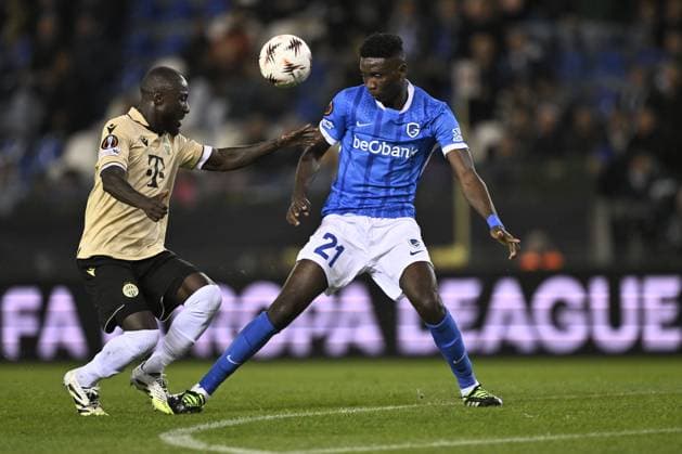 Ferencvaros Naby Keita and Genk s Ibrahima Sory Bangoura fight for the ball during a soccer game between Belgian KRC Genk and Hungarian Ferencvarosi TC, on Thursday 02 October 2025, in Genk, in the second game (out of 8) in the league phase of the UEFA Europa League competition. JOHAN EYCKENS JohanxEyckens  x135939711x
