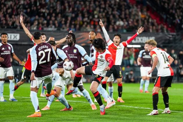 UEFA Europa League: Feyenoord Rotterdam v Aston Villa F.C. Rotterdam - Ayase Ueda of Feyenoord during the second match of the UEFA Europa League 2025 2026. The match is set between Feyenoord Rotterdam and Aston Villa F.C. at Stadion Feijenoord De Kuip on 2 October 2025 in Rotterdam, The Netherlands. Copyright: xYannickxVerhoevenx