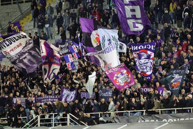 ACF Fiorentina v SK Sigma Olomouc - UEFA Conference League 2025 26 Supporters of ACF Fiorentina during the first match in the UEFA Conference League group Stage between ACF Fiorentina and SK Sigma Olomouc on October 2 ,2025 at Stadium Artemio Franchi, Florence , Italy Florence ITALIA  Copyright: xAndreaxMartinix originalFilename:martini-acffiore251002_npkBE.jpg