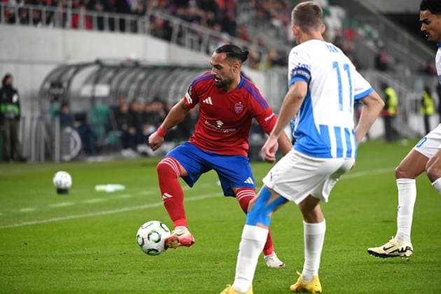 SOSNOWIEC 02.10.2025 MECZ 1. KOLEJKA LIGA KONFERENCJI SEZON 2025 26: RAKOW CZESTOCHOWA - UNIVERSITATEA CRAIOVA --- UEFA CONFERENCE LEAGUE MATCH: RAKOW CZESTOCHOWA - UNIVERSITATEA CRAIOVA IVI LOPEZ FOT. KRZYSZTOF HELIOS 400MM NEWSPIX.PL --- newspix.pl 