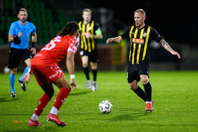 251002 Mikkel Rygaard Jensen of Häcken during the UEFA Conference League football match between Shelbourne FC and Häcken on October 2, 2025 in Dublin. Photo: Carl Sandin BILDBYRAN kod CS CS0783 fotboll football soccer fotball uefa conference league conference league shelbourne fc häcken bbeng bbauto Copyright: CARLxSANDIN BB251002CS078
