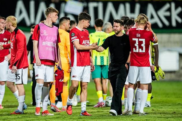 2025-10-02 AEK Larnaca FC v AZ Alkmaar - UEFA Conference League 2025 26 League Phase MD1 LARNACA, CYPRUS - OCTOBER 2: Wouter Goes of AZ Alkmaar disappointed during the UEFA Conference League 2025 26 League Phase MD1 match between AEK Larnaca FC and AZ Alkmaar at AEK Arena on October 2, 2025 in Larnaca, Cyprus. Larnaca AEK Arena Cyprus Content not available for redistribution in The Netherlands directly or indirectly through any third parties. Copyright: xEdxvanxdexPolx