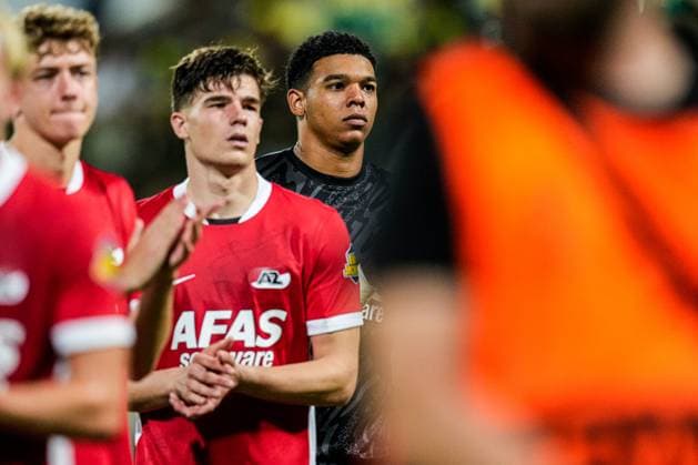 2025-10-02 AEK Larnaca FC v AZ Alkmaar - UEFA Conference League 2025 26 League Phase MD1 LARNACA, CYPRUS - OCTOBER 2: goalkeeper Rome-Jayden Owusu-Oduro of AZ Alkmaar looks on during the UEFA Conference League 2025 26 League Phase MD1 match between AEK Larnaca FC and AZ Alkmaar at AEK Arena on October 2, 2025 in Larnaca, Cyprus. Larnaca AEK Arena Cyprus Content not available for redistribution in The Netherlands directly or indirectly through any third parties. Copyright: xEdxvanxdexPolx
