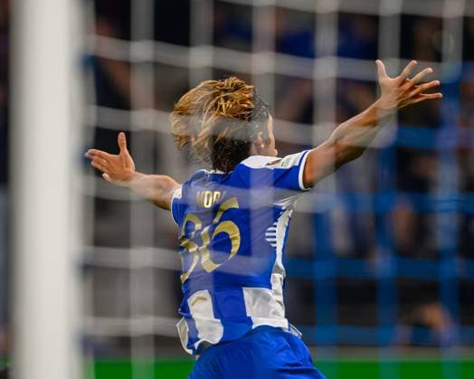 October 2, 2025, Porto, Porto, Portugal: RODRIGO MORA from FC Porto seen celebrating his goal during the UEFA Europe League 2025 26 match between FC Porto and Red Star Belgrade FK on October 02, 2025 at EstoÂ¡dio do Dragao, Porto, Portugal Porto Portugal - ZUMAl192 20251002_zsp_l192_052 Copyright: xMiguelxLemosx
