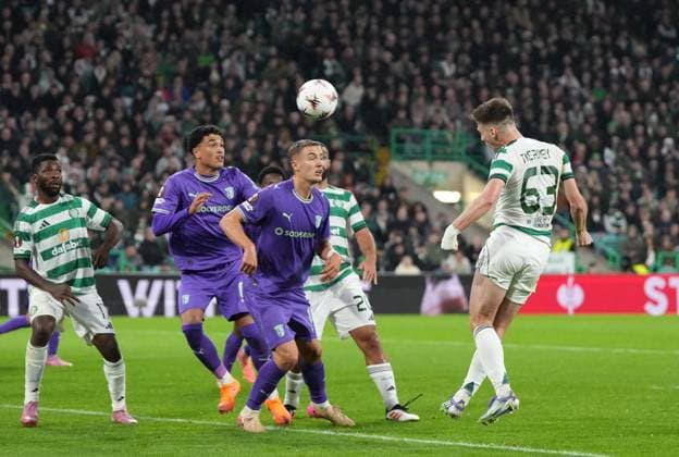 Kieran Tierney of Celtic heads at goal. Celtic v Braga, UEFA Europa League, Group Stage, Football, Celtic Park, Glasgow, Scotland, UK - 02 Oct 2025Glasgow Celtic Park Scotland United Kingdom EDITORIAL USE ONLY No use with unauthorised audio, video, data, fixture lists, club league logos or live services. Online in-match use limited to 120 images, no video emulation. No use in betting, games or single club league player publications. Copyright: xStuartxWallace Shutterstockx 15504055ej