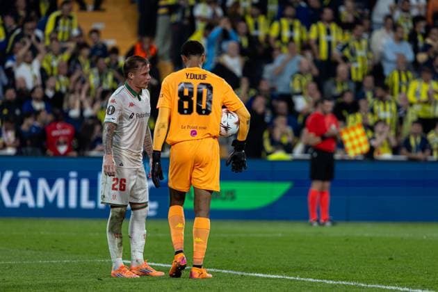 Fenerbahce vs Nice UEFA Europa League 2025-26 MD2 Yehvann Diouf for OGC Nice and Melvin Bard for OGC Nice talk during the match. Fenerbahce and Nice faced each other at UEFA Europa League 2025 26 League Phase MD2. The match took place in Ulker Fenerbahce Sukru Saracoglu Stadium on October 2, 2025. Istanbul Istanbul Turkey Copyright: xBurakxBasturkx