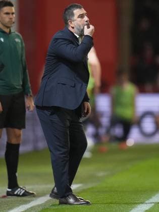 Shakhtar Donetsk s Manager Arda Turan Aberdeen vs Shakhtar Donetsk, UEFA Conference League, Group Stage, Football, Pittodrie, Aberdeen, Scotland, UK - 02 Oct 2025Aberdeen Pittodrie Scotland United Kingdom EDITORIAL USE ONLY No use with unauthorised audio, video, data, fixture lists, club league logos or live services. Online in-match use limited to 120 images, no video emulation. No use in betting, games or single club league player publications. Copyright: xPetexSummers Shutterstockx 15504060dv