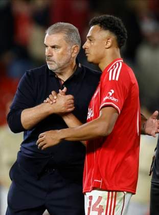 Nottingham Forest FC v FC Midtjylland - UEFA Europa League 2025 26 League Phase MD2 Ange Postecoglou Head Coach of Nottingham Forest and Dan Ndoye of Nottingham Forest look dejected after the UEFA Europa League 2025 26 League Phase MD2 match between Nottingham Forest FC and FC Midtjylland at City Ground on October 2, 2025 in Nottingham, England. Nottingham City Ground England United Kingdom Copyright: xEdxSykes Sportsphoto APLx 14136777