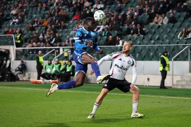 WARSZAWA 02.10.2025 MECZ 1. KOLEJKA LIGA KONFERENCJI SEZON 2025 26 --- UEFA CONFERENCE LEAGUE MATCH IN WARSAW: LEGIA WARSZAWA - SAMSUNSPOR KULUBU 0:1 MARIUS MOUANDILMADJI RAFAL AUGUSTYNIAK FOT. PIOTR KUCZA FOTOPYK NEWSPIX.PL --- newspix.pl 