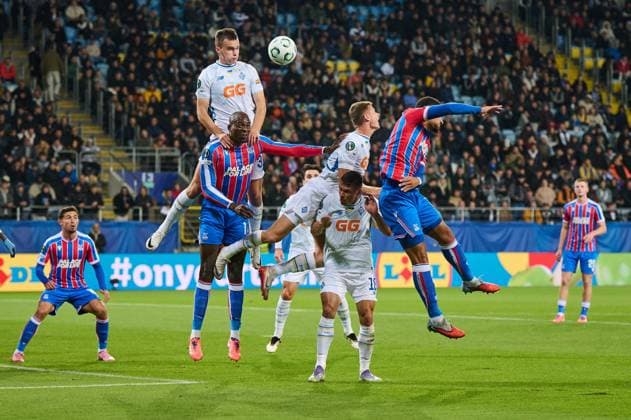 2025.10.02 Lublin Pilka nozna UEFA Liga Konferencji Europy sezon 2025 2026 Dinamo Kijow - Crystal Palace N z Jean-Philippe Mateta Taras Mykhavko Foto Ireneusz Wnuk PressFocus 2025.10.02 Lublin Football UEFA Conference League season 2025 2026 Dinamo Kyiv - Crystal Palace Jean-Philippe Mateta Taras Mykhavko Credit: Ireneusz Wnuk PressFocus NEWSPIX.PL --- newspix.pl 