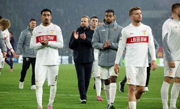 02.10.25 FC Basel - VfB Stuttgart Schweiz, Basel, 02.10.2025, Fussball, UEFA Europa League, FC Basel - VfB Stuttgart: Sebastian Hoeneß (Trainer VfB Stuttgart).