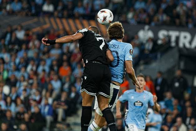 Giorgos Giakoumakis and Marcos Alonso seen during UEFA Europa League game between RC Celta de Vigo and PAOK FC (Rodrigo Moreira Ball Raw Images) Vigo Estadio de Balaidos Spain Copyright: xRodrigoxMoreirax rodrigomoreira_celtavigo_-037