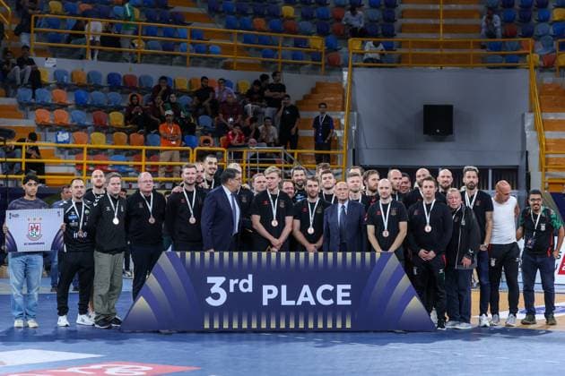 Veszprem HC V FC Barcelona, Barca - 18th IHF Men s Handball Club World Championship, WM, Weltmeisterschaft 2025 - FINAL The photo group of SC Magdeburg wins 3rd place at the tournament after the 18th IHF Men s Handball Club World Championship 2025 final match between Veszprem HC and FC Barcelona in Cairo, Egypt, on October 2, 2025. Cairo Egypt  Copyright: xAymanxArefx originalFilename:aref-notitle251002_npwhK.jpg