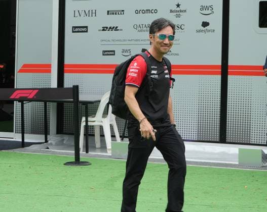 FORMULA 1 SINGAPORE AIRLINES SINGAPORE GRAND PRIX 2025 03.10.2025, Marina Bay Street Circuit, Singapore, FORMULA 1 SINGAPORE AIRLINES SINGAPORE GRAND PRIX 2025 , im Bild Teamchef Ayao Komatsu (Moneygram Haas F1 Team)