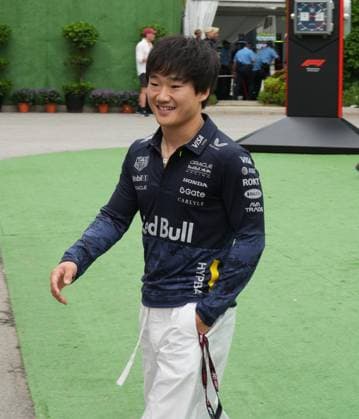 FORMULA 1 SINGAPORE AIRLINES SINGAPORE GRAND PRIX 2025 03.10.2025, Marina Bay Street Circuit, Singapore, FORMULA 1 SINGAPORE AIRLINES SINGAPORE GRAND PRIX 2025 , im Bild Yuki Tsunoda (JPN), Oracle Red Bull Racing