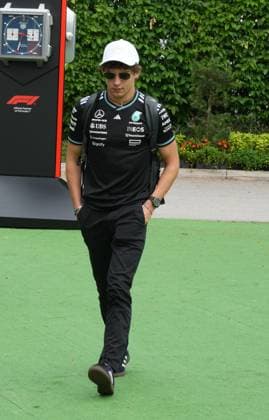 FORMULA 1 SINGAPORE AIRLINES SINGAPORE GRAND PRIX 2025 03.10.2025, Marina Bay Street Circuit, Singapore, FORMULA 1 SINGAPORE AIRLINES SINGAPORE GRAND PRIX 2025 , im Bild Andrea Kimi Antonelli (ITA), Mercedes-AMG Petronas Formula One Team