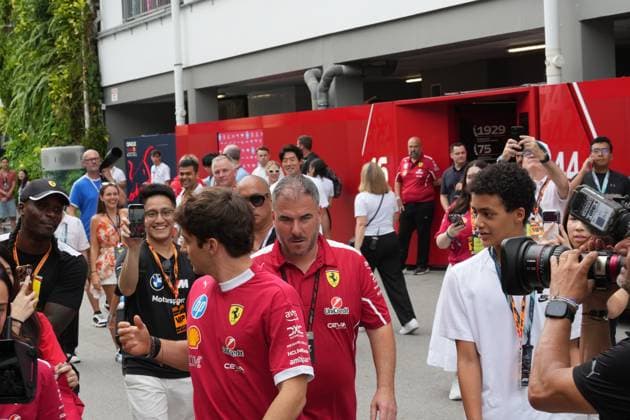 FORMULA 1 SINGAPORE AIRLINES SINGAPORE GRAND PRIX 2025 03.10.2025, Marina Bay Street Circuit, Singapore, FORMULA 1 SINGAPORE AIRLINES SINGAPORE GRAND PRIX 2025 , im Bild Charles Leclerc (MCO), Scuderia Ferrari HP