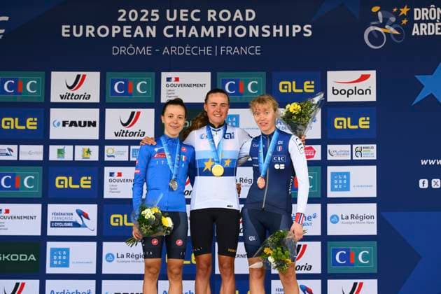 UEC 2025 Road European Championship, EM, Europameisterschaft Drome-Ardeche 03 10 2025 GUILHERAND-GRANGES, FRANCE - OCTOBER 03 : Ciabocco Eleonora (Italy), Blasi Cairol Paula (Spain) and Bego Julie (France) pictured during the podium ceremony of the Women U23 cycling road race of the 2025 UEC Road European Championship Drome-Ardeche 10th edition an UCI Continental Championships cycling race of 85.7 km with start in Guilherand-Granges and finish in Guilherand-Granges on October 3, 2025 in Guilherand-Granges, France, 03 10 2025 Guilherand-Granges France  Copyright: xVincentxKalutx