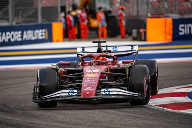Formel 1 GP Singapur. Freitag, 03.10.2025 Charles Leclerc 16, Scuderia Ferrari; Formel 1 GP Singapur. Freitag, 03.10.2025 Copyright: xBEAUTIFULxSPORTS Erlhofx