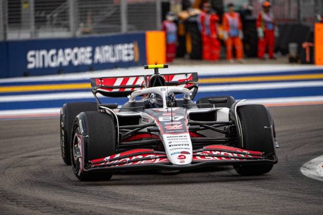 Formel 1 GP Singapur. Freitag, 03.10.2025 Oliver Bearman 87, MoneyGram Haas F1 Team; Formel 1 GP Singapur. Freitag, 03.10.2025 Copyright: xBEAUTIFULxSPORTS Erlhofx