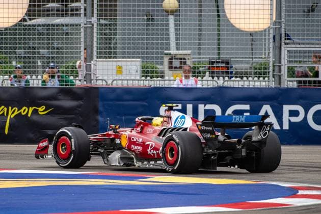Formel 1 GP Singapur. Freitag, 03.10.2025 Lewis Hamilton 44, Scuderia Ferrari; Formel 1 GP Singapur. Freitag, 03.10.2025 Copyright: xBEAUTIFULxSPORTS Erlhofx