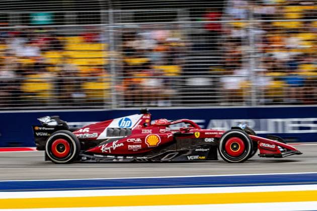 Formel 1 GP Singapur. Freitag, 03.10.2025 Charles Leclerc 16, Scuderia Ferrari; Formel 1 GP Singapur. Freitag, 03.10.2025 Copyright: xBEAUTIFULxSPORTS Erlhofx