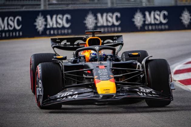 Formel 1 GP Singapur. Freitag, 03.10.2025 Max Verstappen 1, Oracle Red Bull Racing; Formel 1 GP Singapur. Freitag, 03.10.2025 Copyright: xBEAUTIFULxSPORTS Erlhofx