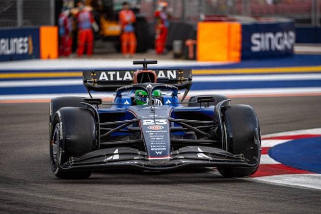 Formel 1 GP Singapur. Freitag, 03.10.2025 Alexander Albon 23, Williams Racing; Formel 1 GP Singapur. Freitag, 03.10.2025 Copyright: xBEAUTIFULxSPORTS Erlhofx