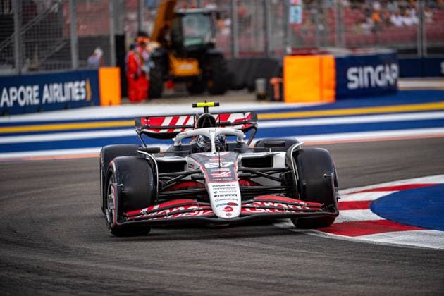 Formel 1 GP Singapur. Freitag, 03.10.2025 Oliver Bearman 87, MoneyGram Haas F1 Team; Formel 1 GP Singapur. Freitag, 03.10.2025 Copyright: xBEAUTIFULxSPORTS Erlhofx