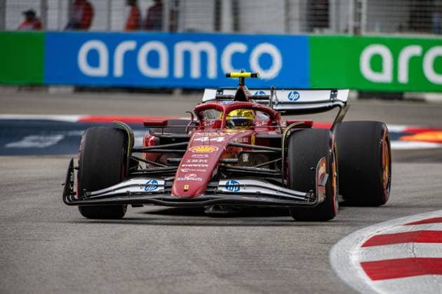 Formel 1 GP Singapur. Freitag, 03.10.2025 Lewis Hamilton 44, Scuderia Ferrari; Formel 1 GP Singapur. Freitag, 03.10.2025 Copyright: xBEAUTIFULxSPORTS Erlhofx