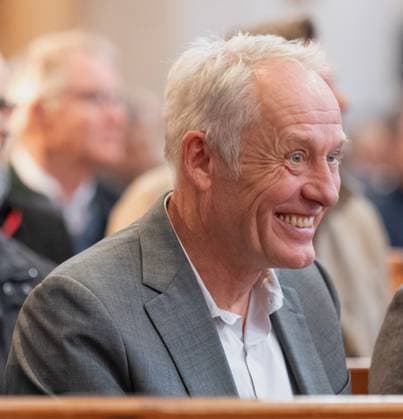 Verleihung des Memminger Freiheitspreises 1525 an den früheren SC Freiburg Trainer Christian Streich in der evangelischen Kirche St. Martin. lachender und schmunzelnder Christian Streich Foto:Eibner Pressefoto Eky Eibner Verleihung des Memminger Freiheitspreises 1525 an den früheren SC Freiburg Trainer Christian Streich Memmingen Copyright: xEibner-Pressefotox EP_EER