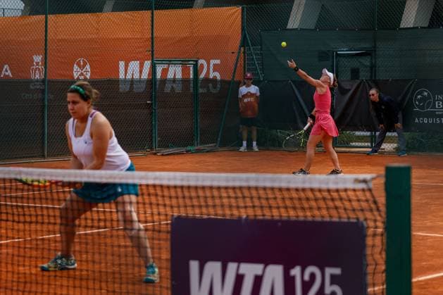 TENNIS - Internazionali di Tennis - WTA125 Women - Internazionali di Calabria Aliona Bolsova and Guiomar Maristany Zuleta De Reales vs Soumeya Anane and Ekaterina Kazionova during the Internazionali di Calabria 2025 WTA, Tennis Damen 125 tennis match at Chiappetta Village, Rende (Cosenza), Italy. Rende (CS) Italy  Copyright: xIPAxSport ABACAx