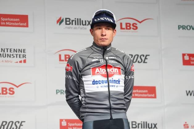 Ziel des Radrennens durch das Münsterland ist auf dem Schlossplatz in Münster. Siegerehrung. Sieger Jasper Philipsen (Alpecin-Deceuninck). Münster, Nordrhein-Westfalen, DEU, Deutschland, 03.10.2025 Sparkassen Münsterland Giro.