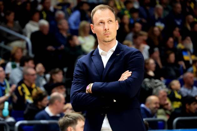 DEU, easyCredit BBL, ALBA vs. VET-CONCEPT Gladiators Trier, 03.10.2025, Uber-Arena, Berlin, DEU, easyCredit BBL, ALBA vs. VET-CONCEPT Gladiators Trier, im Bild Head Coach Jacques Schneider (TBB Trier)